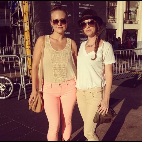 Beautiful cream, lace, sheer boho style high-low top, size small - Picture 9 of 11